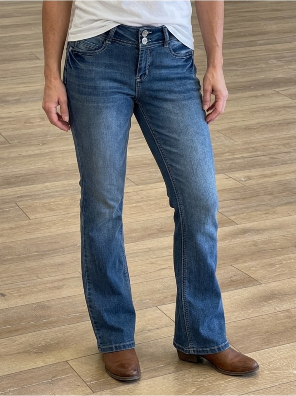 WallFlower The Luscious Curvy Fit Bootcut